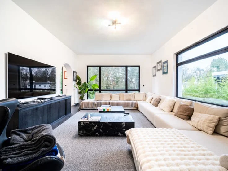 Executive Apartment with Garden — Stone Town